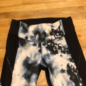 Lululemon Blooming Pixie